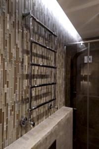 Мозаика на стене в санузле Мозаика на стене в санузле